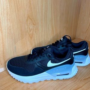Nike Air Max Women's Black Sneakers